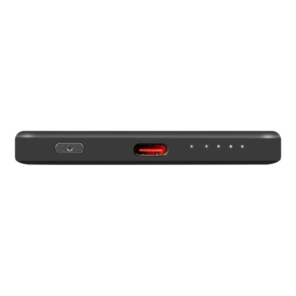 Powerbank OBAL:ME MagNetix preto 5000mAh, compacto, cantos arredondados, logotipo lateral, texto 5000 mAh em destaque, cabo USB-C duplo incluído, MagSafe 15W - Item4