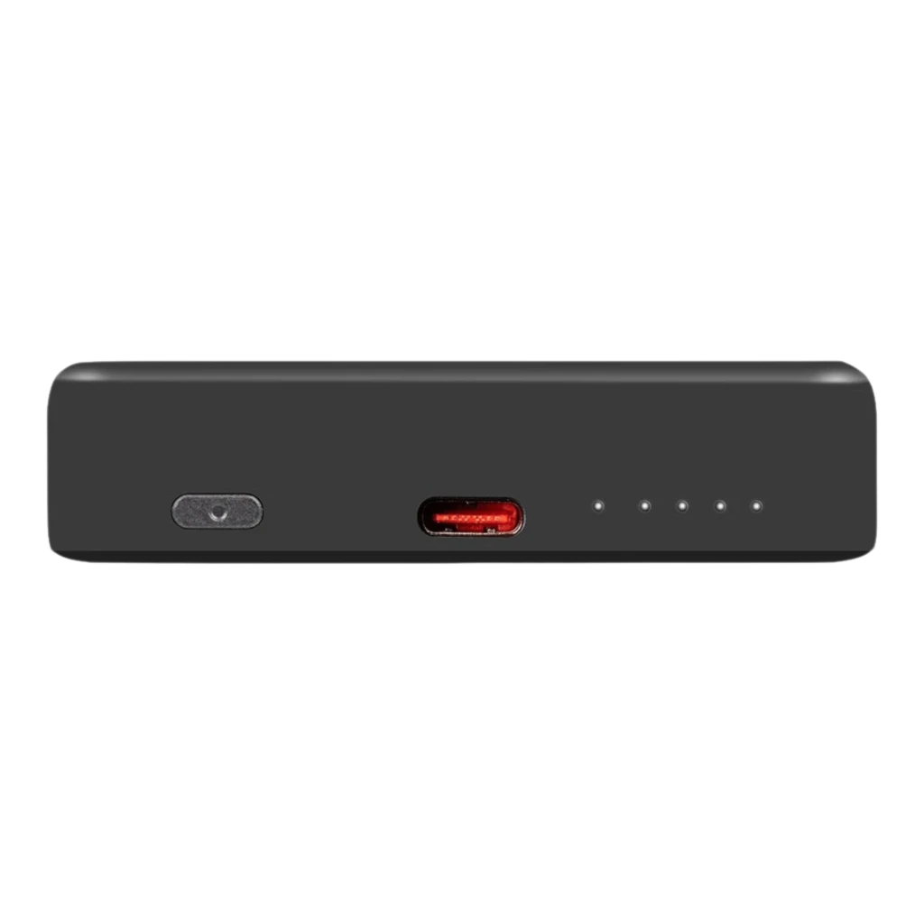 Powerbank OBAL:ME MagNetix preto, 10000 mAh, corpo compacto com logotipo lateral, porta USB-C, compatível MagSafe e cabo USB-C incluso - Item4