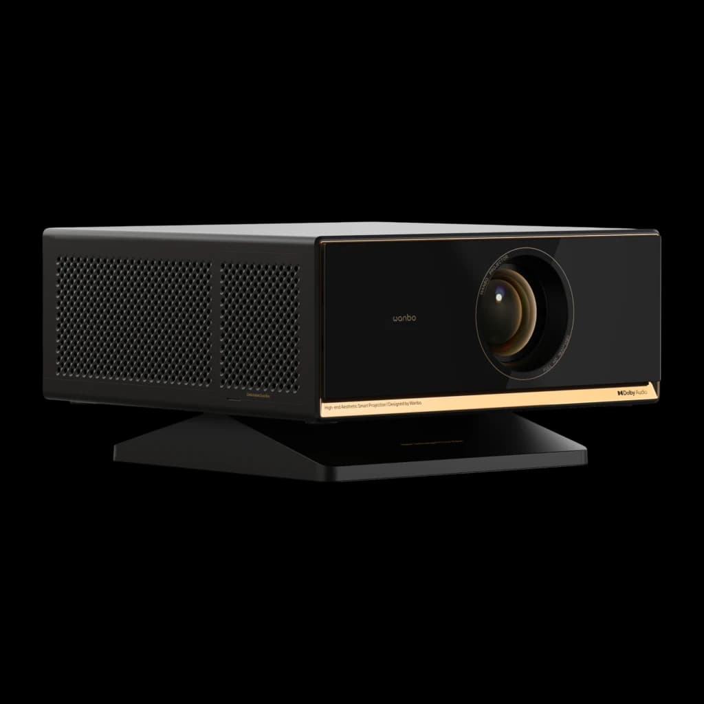 Proyector Wanbo X7 Pro Max negro con acentos dorados, lente frontal grande, rejillas laterales de ventilación y base estable; diseño elegante y moderno