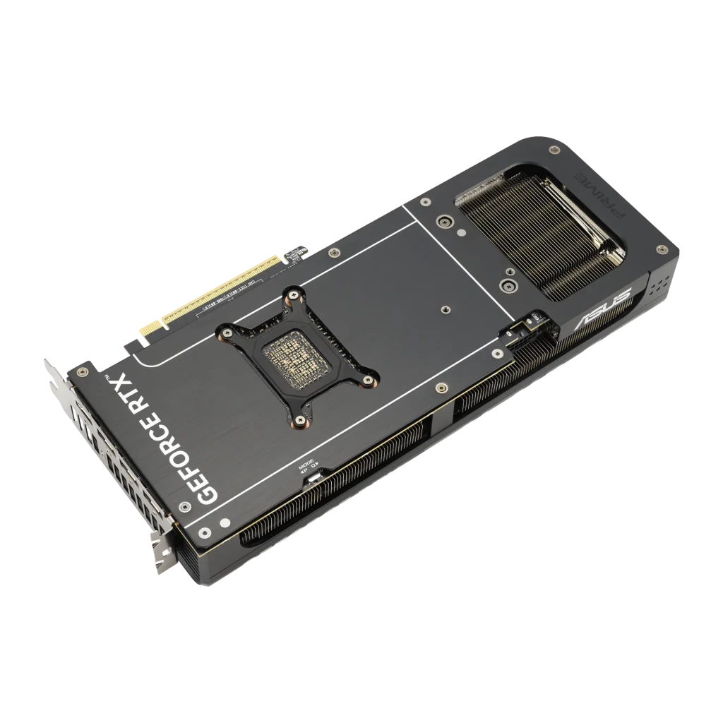 ASUS Prime GeForce RTX 5070 Ti OC 16GB Preto, produto e caixa: placa com triplo ventilador ao lado da embalagem - Item2
