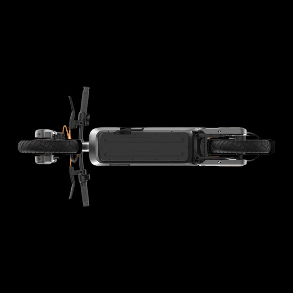 Vista superior del chasis del Patinete Eléctrico Xiaomi 6 Max: base robusta, neumáticos de 12 pulgadas, frenos visibles y cableado integrado en color negro y