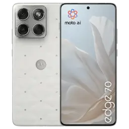 Motorola Edge 70 5G blanco PANTONE Cloud Dancer con cristales Swarovski, pantalla curva sin marcos, cámara triple trasera cuadrada, 12GB RAM y 512GB