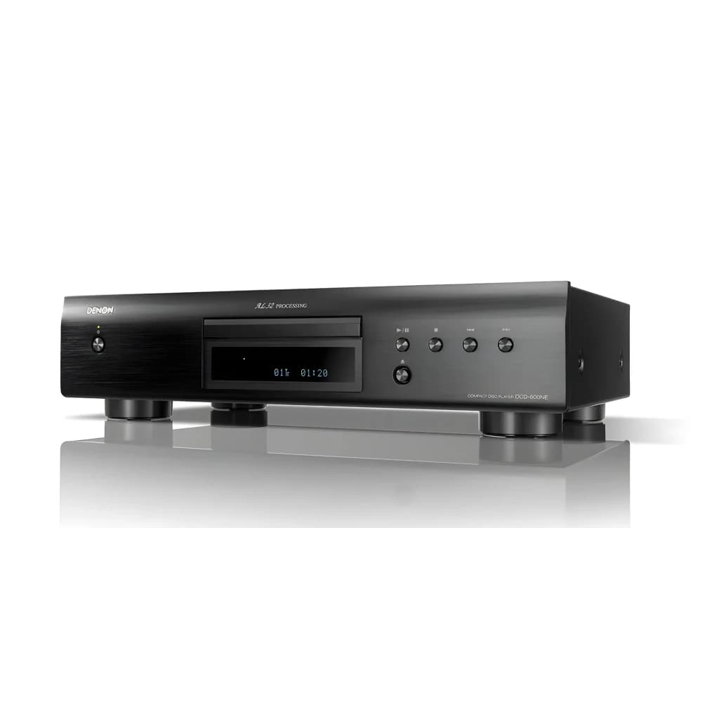 Denon Lecteur CD DCD-600NE Noir, vue de face en angle: façade brossée, afficheur bleu, fente CD et boutons de commande