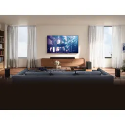 Hisense Barre de son AX5100Q 5.1 580W Noir, ambiance salon: barre sous TV, caisson de basse et enceintes arrière dans salon