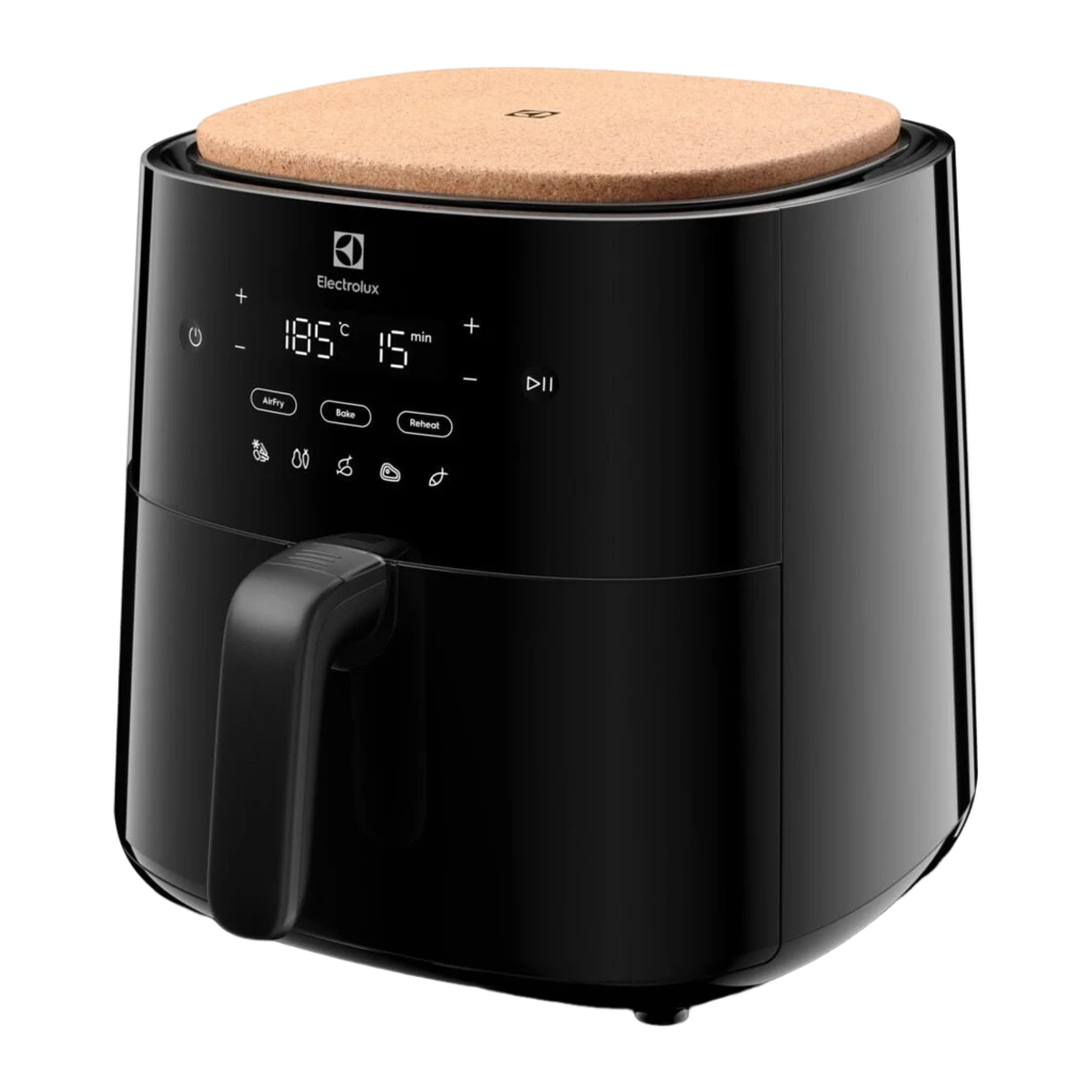 Electrolux Friteuse à air EAF5B 5L 1500W noir, vue de face: panneau tactile LED avec modes AirFry Bake Reheat et couvercle - Ítem1