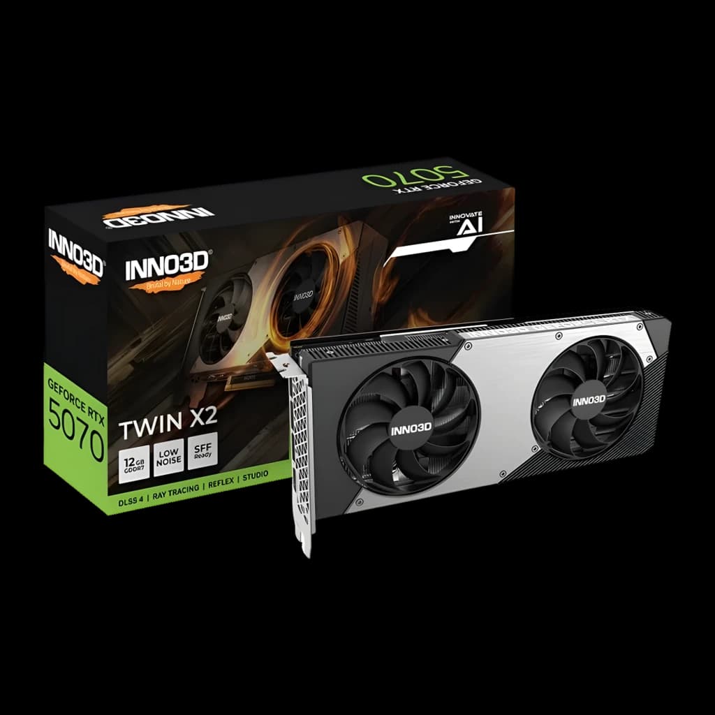 Inno3D GeForce RTX 5070 Twin X2 OC negra, vista frontal con caja: tarjeta y packaging negro con dos ventiladores y logo
