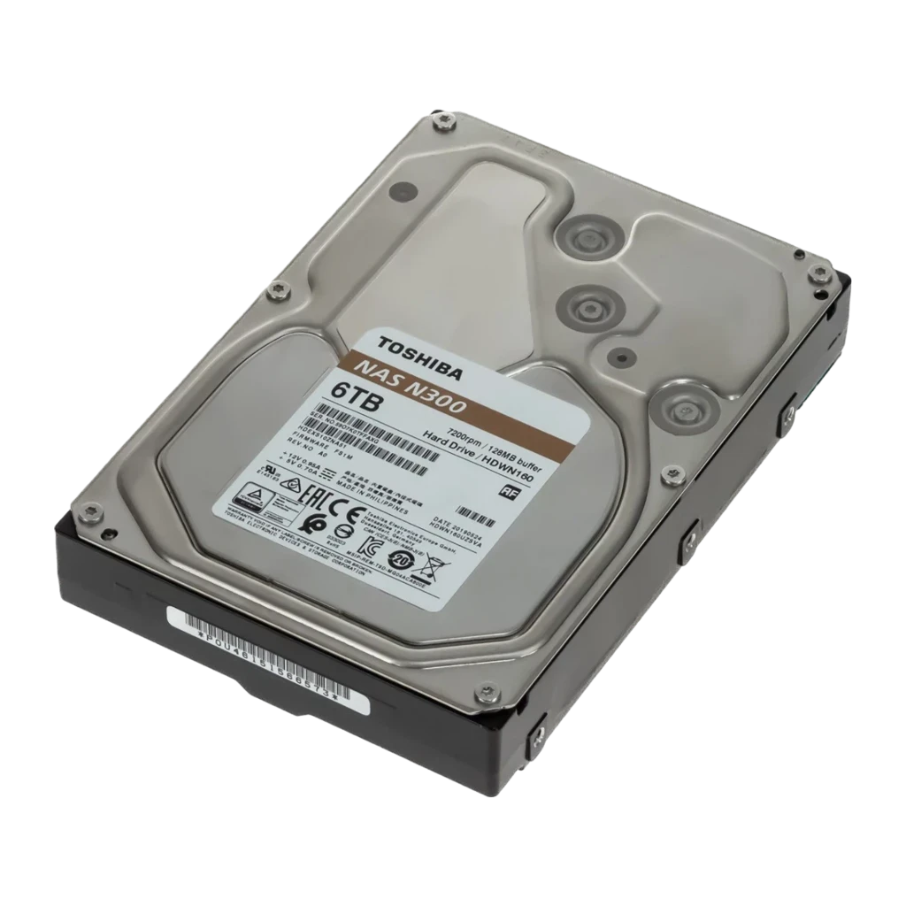 Toshiba N300 6TB prateado, vista frontal: etiqueta com logo, texto NAS Systems e capacidade 6TB - Item1