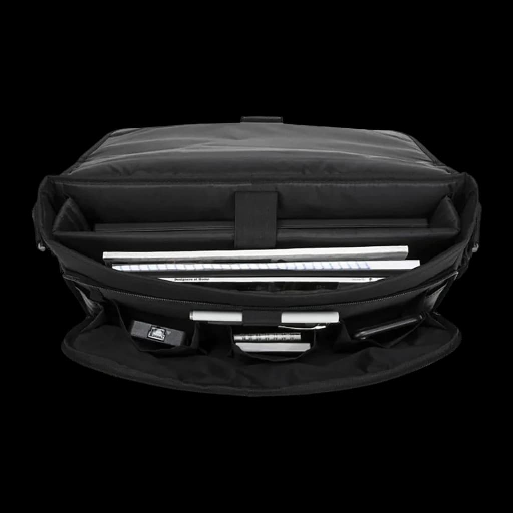 Lenovo ThinkPad 4X40Y95215 bolsa bandoleira preta, vista interior: compartimentos abertos com portátil, livros e acessórios