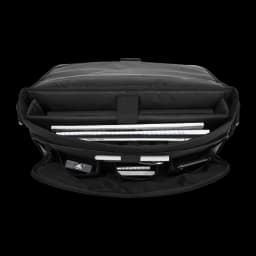 Lenovo ThinkPad 4X40Y95215 bolsa bandoleira preta, vista interior: compartimentos abertos com portátil, livros e acessórios