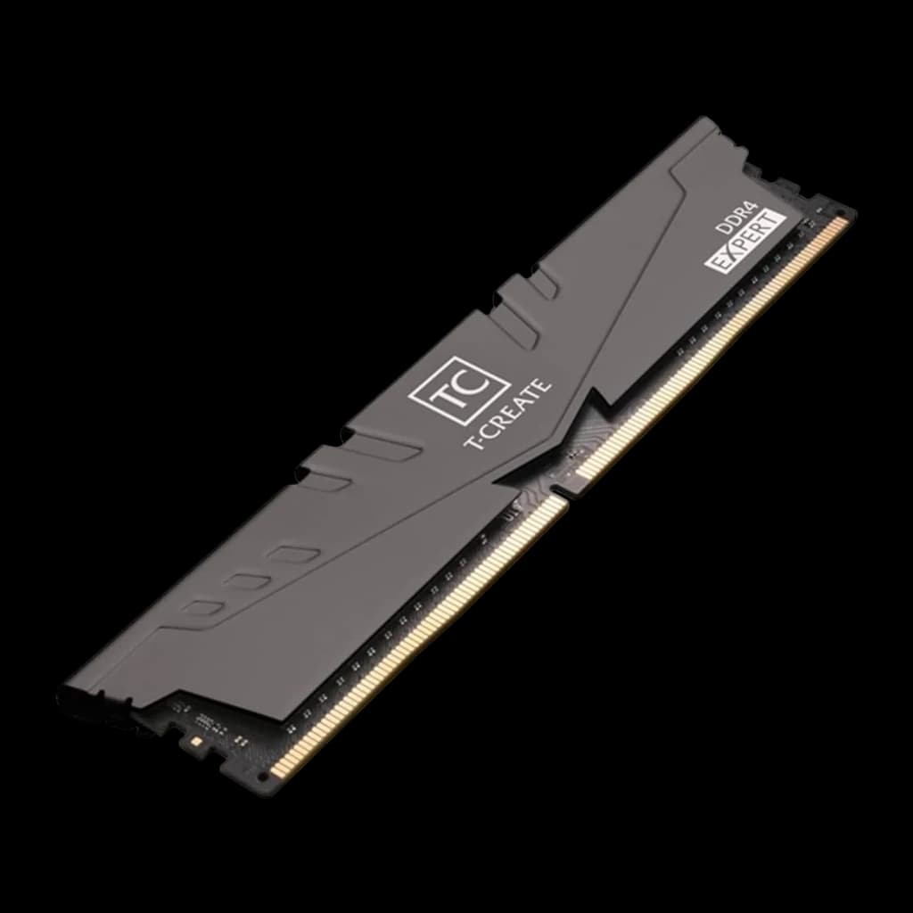 Team Group T-Create Expert 32GB DDR4 3600 Titânio, vista secundária: módulo DIMM inclinado mostrando face frontal com logo