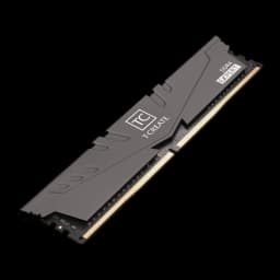 Team Group T-Create Expert 32GB DDR4 3600 Titânio, vista secundária: módulo DIMM inclinado mostrando face frontal com logo