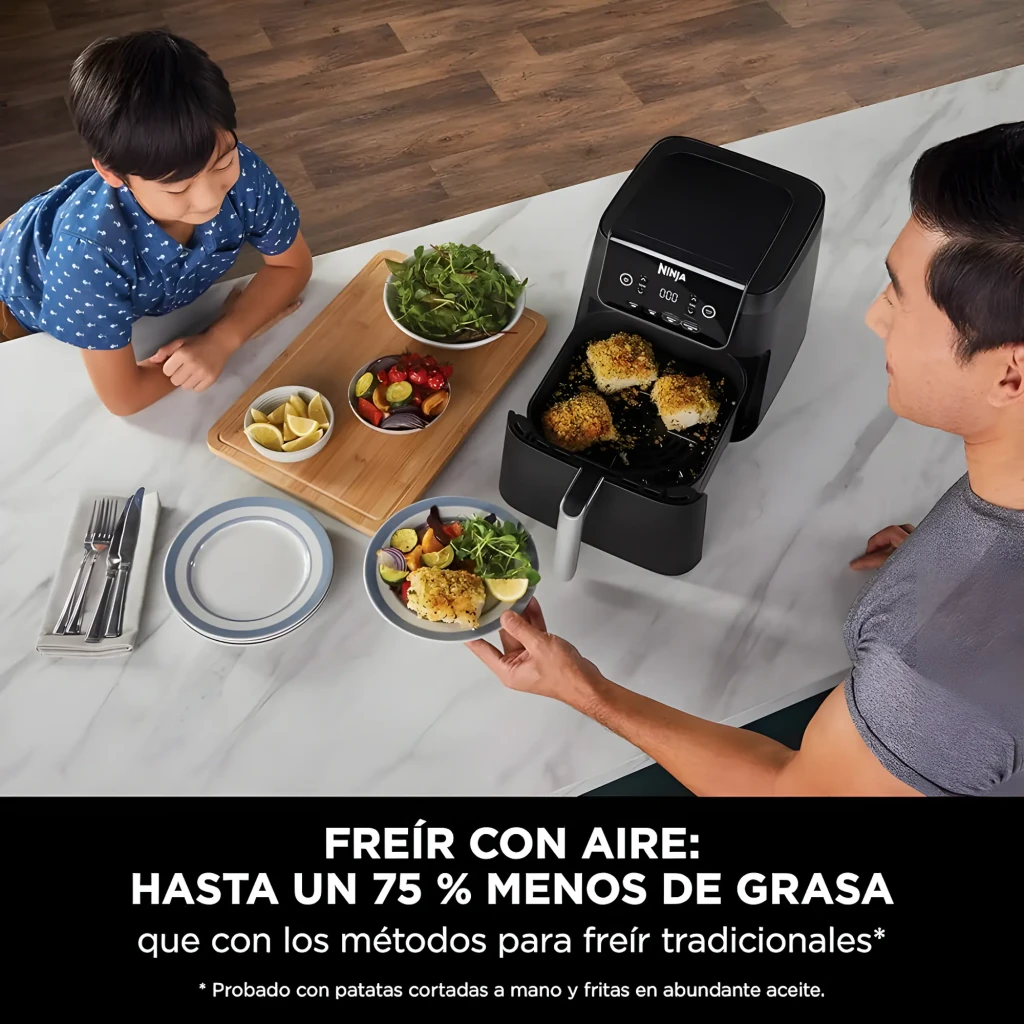 Ninja AF170EU friteuse à air 6.2 L noir, vue de face: écran digital 210°, boutons Air Fry Roast Reheat Dehydrate et poignée - Ítem6