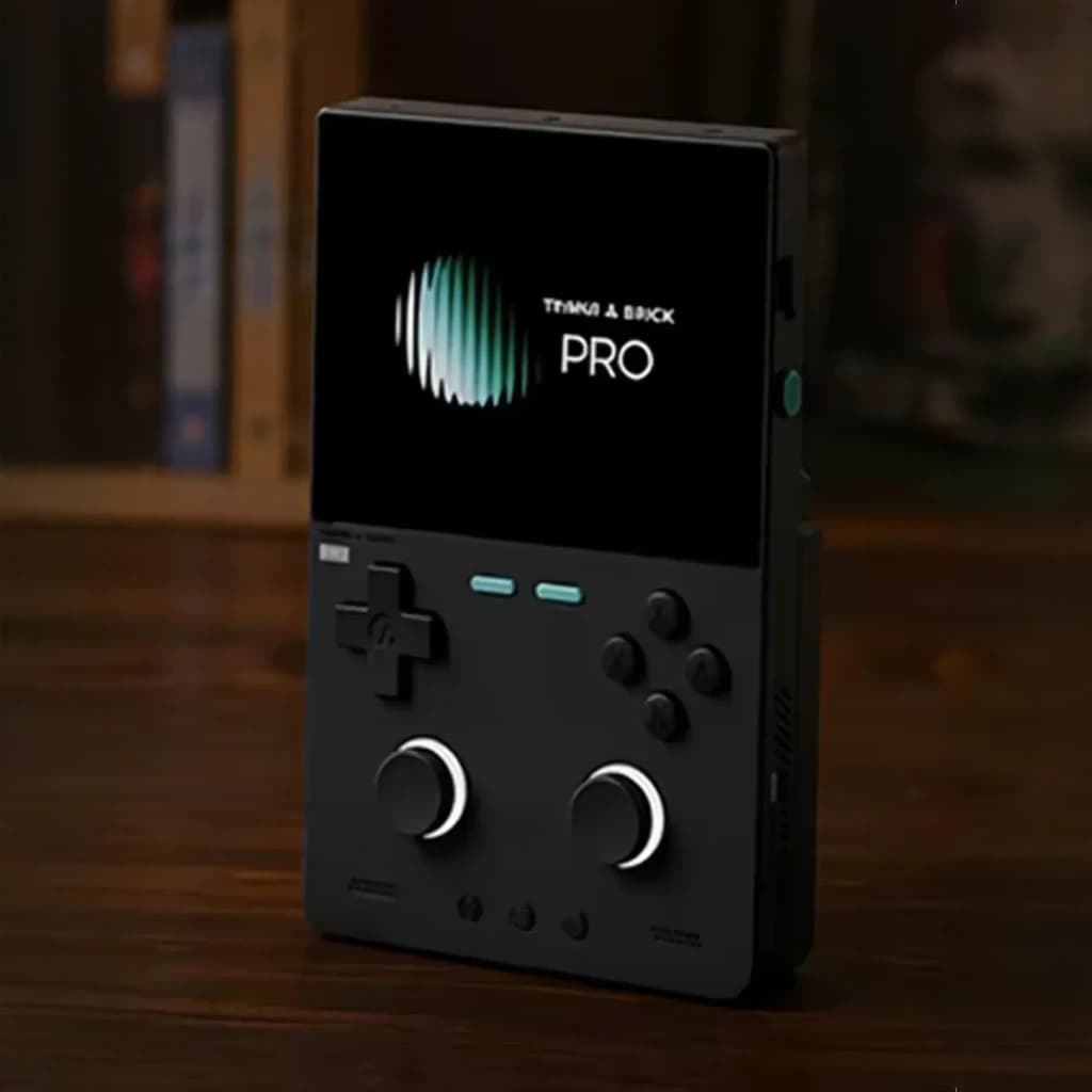 Consola portátil Trimui Brick Pro 1 GB/64 GB Preto com tela grande, dois analógicos, botões ABXY, direcional, start/select e acabamento fosco elegante