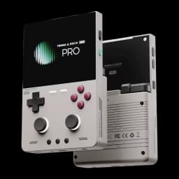 Consola portátil Trimui Brick Pro 1 GB/64 GB Retro cinza com tela colorida, botões rosa, dois analógicos, direcional em cruz e alto-falantes laterais