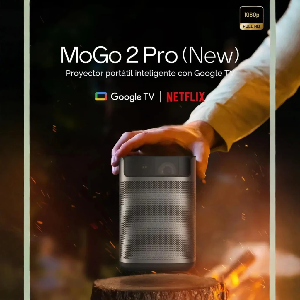 Projecteur XGIMI MoGo 2 Pro Gen 2 compact gris, façade grille métallique, objectif DLP 1080p avec anneau vert, capteurs frontaux et logo audio bas frontal - Ítem10