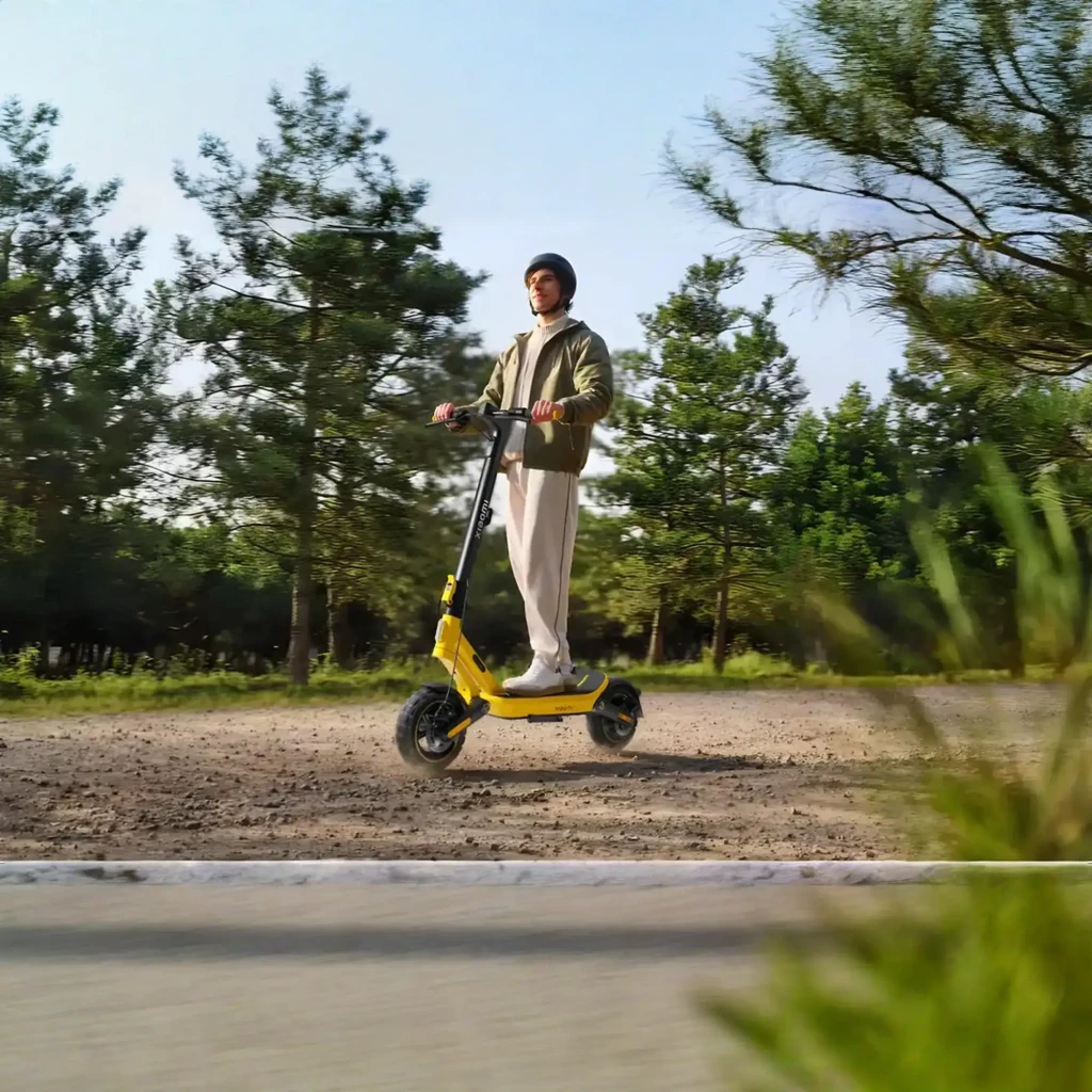 Xiaomi Electric Scooter 6 Ultra GL Negro Amarillo, vista lateral: patinete completo con chasis amarillo, manillar negro y - Ítem10