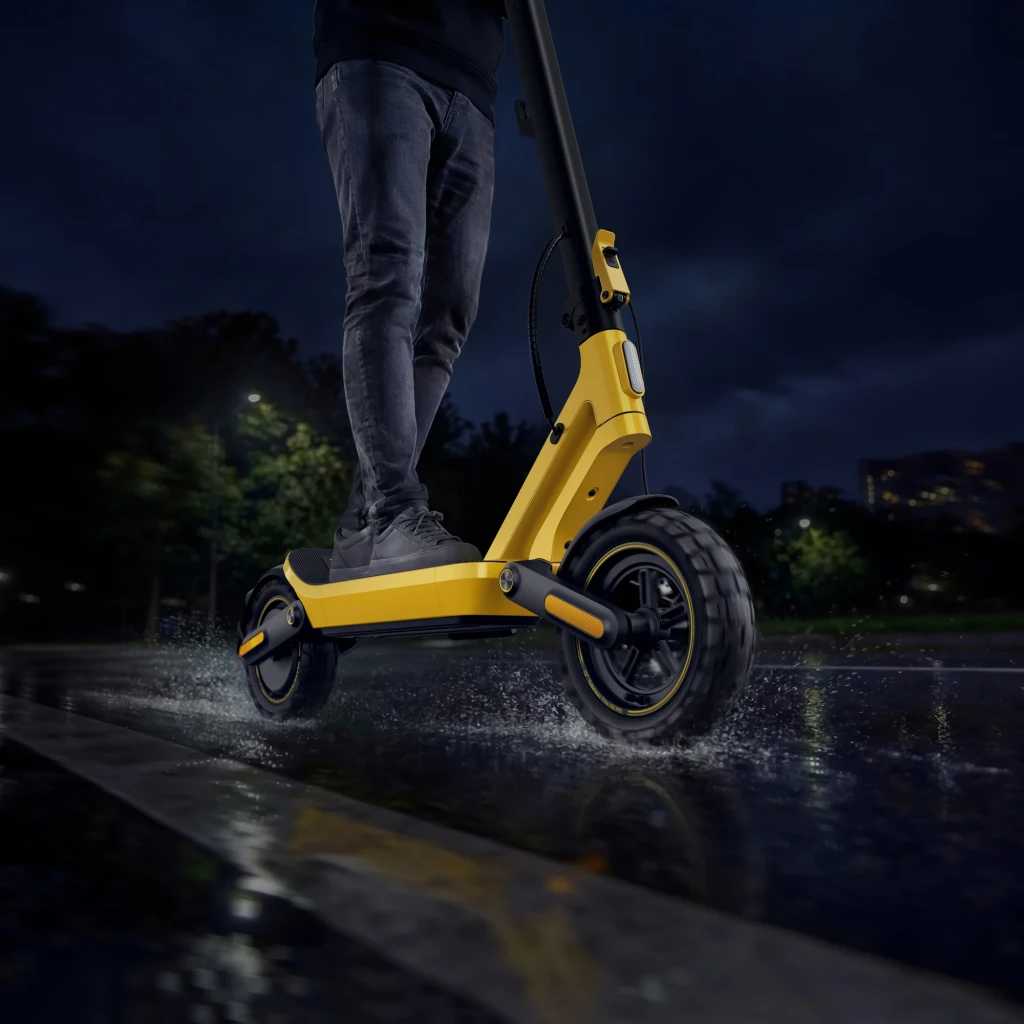 Xiaomi Electric Scooter 6 Ultra GL Negro Amarillo, vista lateral: patinete completo con chasis amarillo, manillar negro y - Ítem14