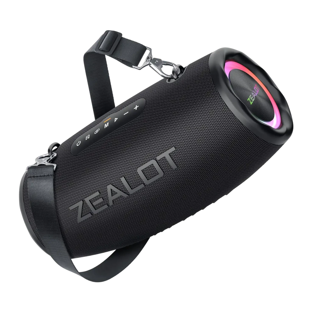 Altavoz bluetooth Zealot S87 IP67 80W 40h, vista en ángulo: cuerpo cilíndrico negro con correa, botones y luz RGB en altavoz