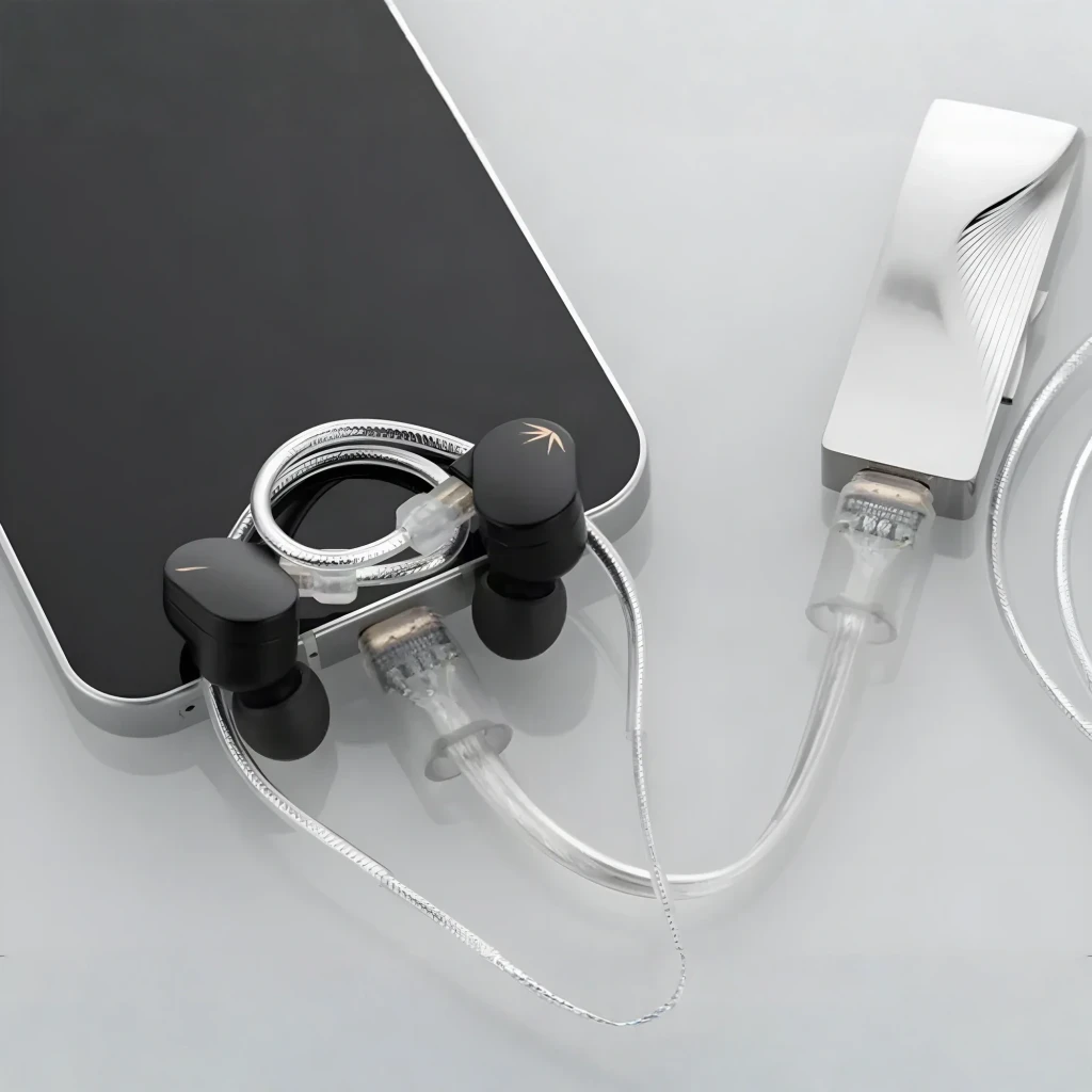 Auriculares Moondrop Chu II DSP In-Ear USB-C negros con carcasa metálica mate, logo dorado y cables plateados formando corazón; diseño compacto y elegante - Ítem6