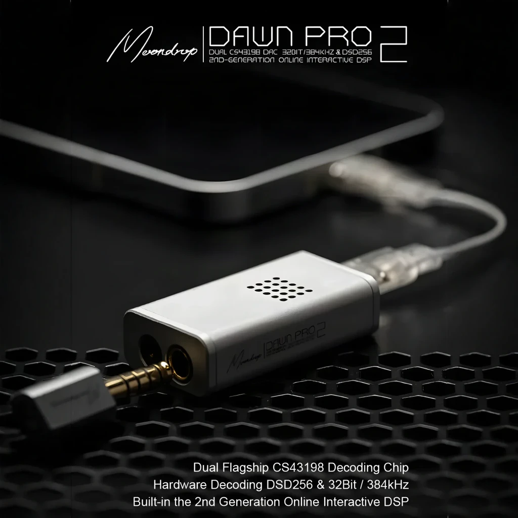 DAC Amplificador Moondrop Dawn Pro 2 en aluminio plateado, compacto, con salida balanceada 4.4 mm dorada y rejilla lateral de ventilación perforada - Ítem3