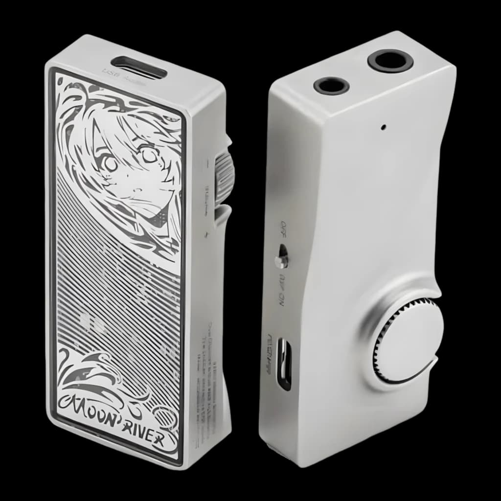 DAC amplificateur portable argent, façade gravée anime, molette latérale texturée, ports casque 4,4 mm et 3,5 mm, USB-C, format compact Moonriver 3 DSD256