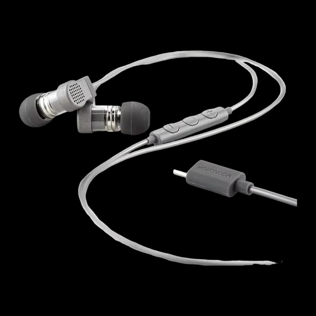 Écouteurs Moondrop Quark 2 intra gris métal avec embouts silicone, télécommande 3 boutons sur le câble et connecteur USB C gravé Moondrop