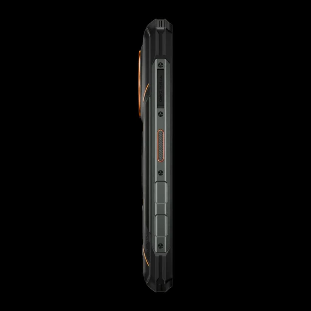 Lateral del Doogee Fire 7 Pro 5G en plata con cuerpo rugerizado, botón naranja, tapas selladas y detalles en naranja; diseño robusto MIL-STD-810H IP68/IP69K