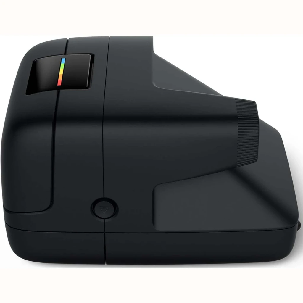 Polaroid Cámara instantánea Flip negro, vista frontal en ángulo: lente sonar autofocus, botón rojo, flash abatible con - Ítem3