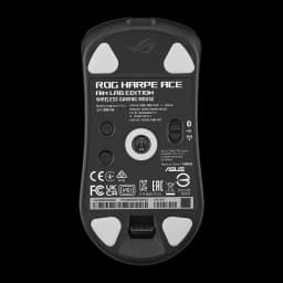 ASUS ROG Harpe Ace Aim Lab Edition noir, vue dessous: capteur optique, patins blancs et étiquette de spécifications