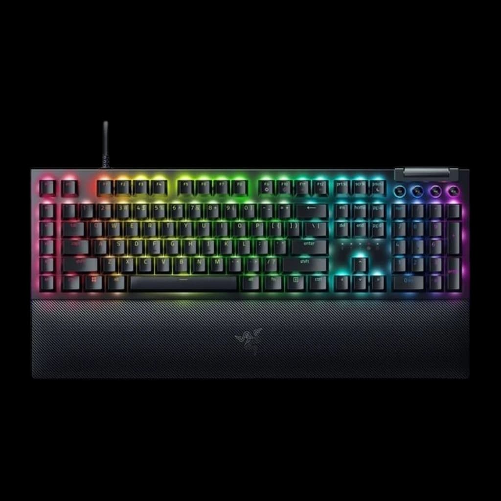 Razer BlackWidow V4 clavier mécanique noir, vue de dessus: rétroéclairage RGB multicolore sur les touches et repose-poignet