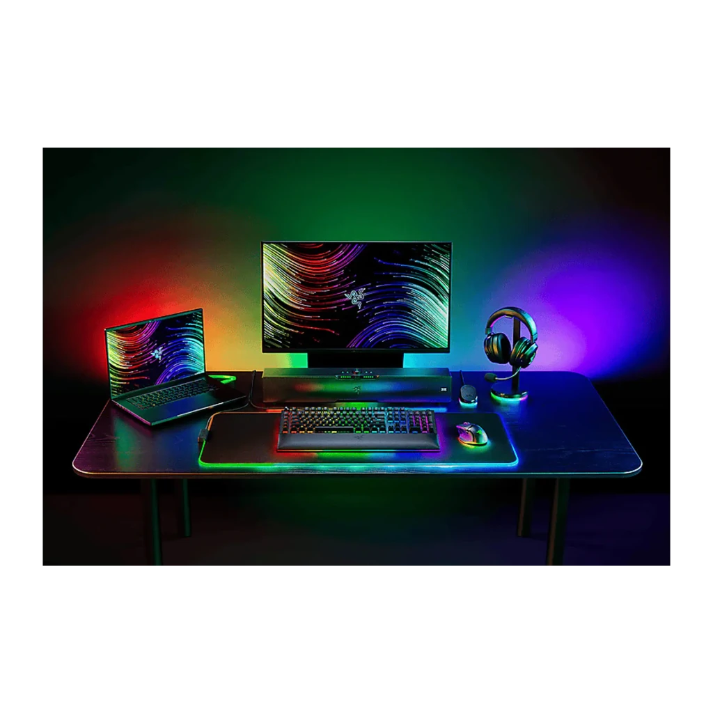 Razer BlackWidow V4 Pro Negro, vista superior: teclado mecánico con iluminación RGB multicolor, reposamuñecas y mando - Ítem7