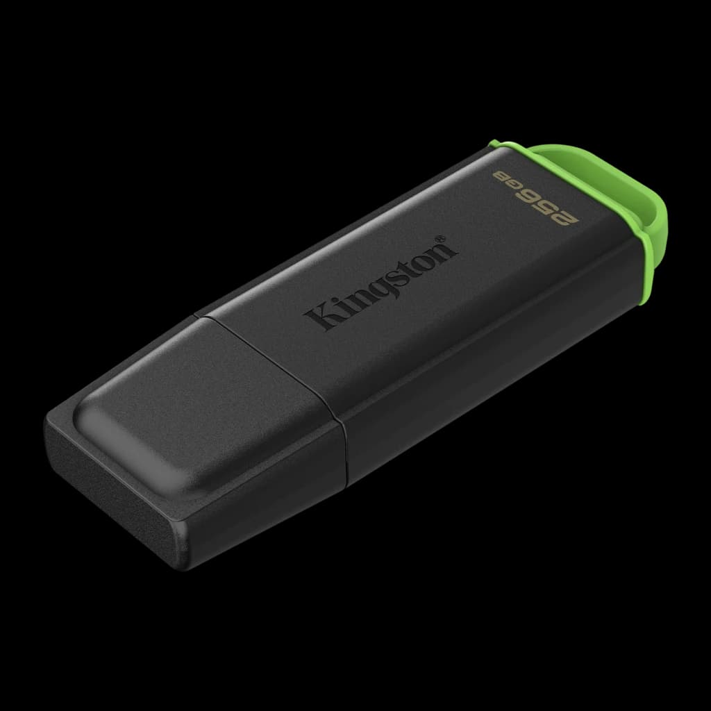 Kingston DataTraveler Exodia G2 256GB noir, vue en perspective: corps noir avec capuchon vert et logo Kingston visible