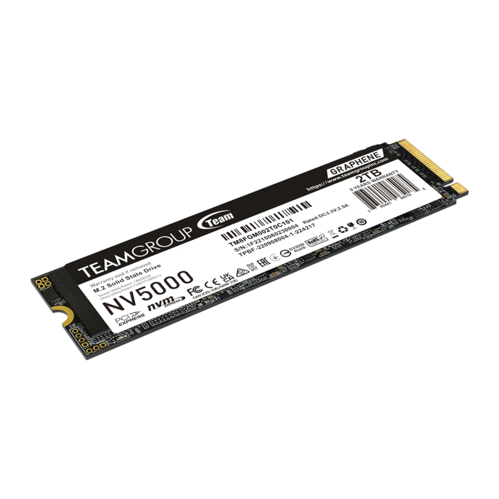 Team Group NV5000 2TB negro, vista frontal: etiqueta con logo, modelo NV5000, 2TB y conector M.2 dorado - Ítem2