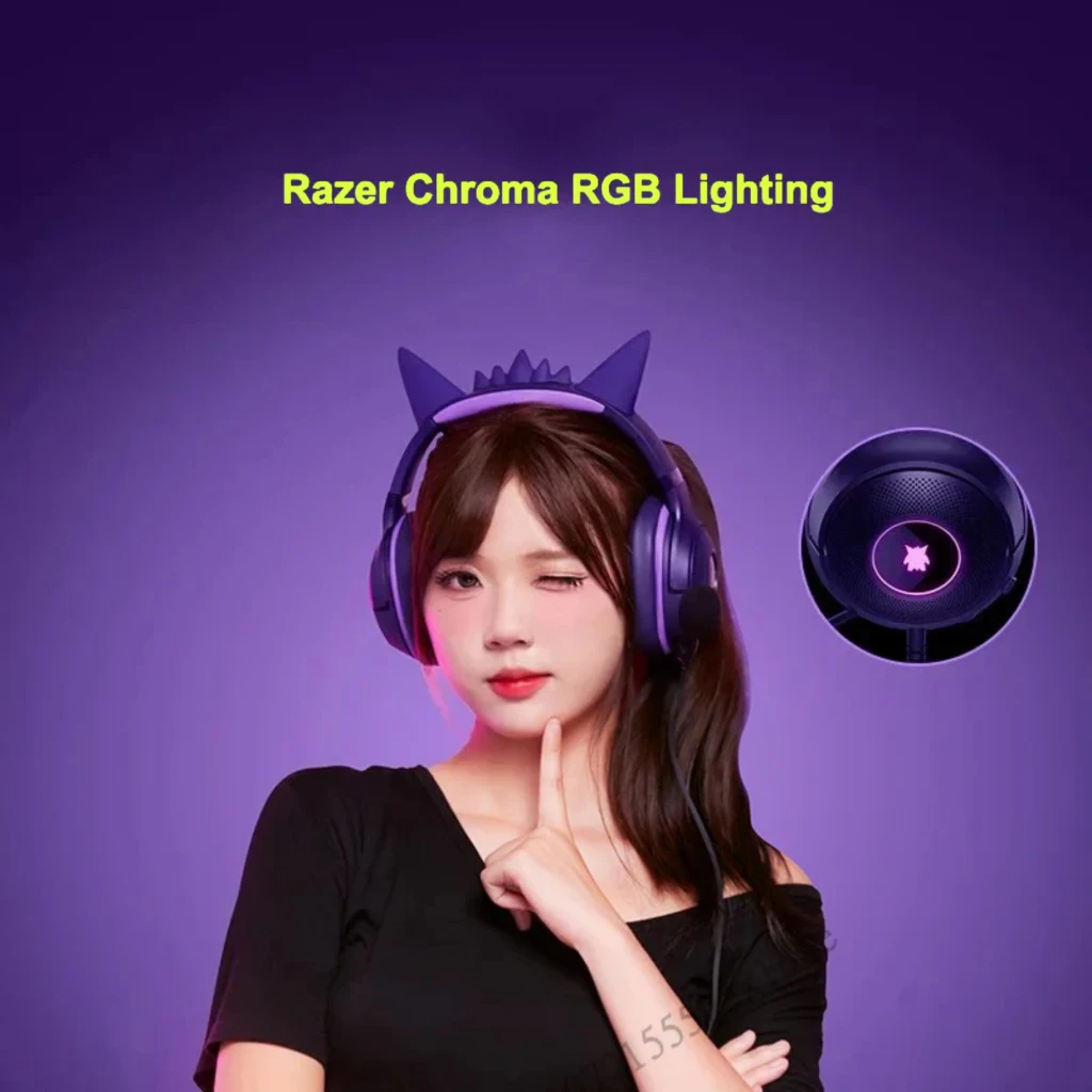 Razer Kraken Kitty V2 Pokémon Gengar Edition Morado, vista frontal 3/4: orejas de gato, logo Gengar en almohadilla roja y - Ítem5