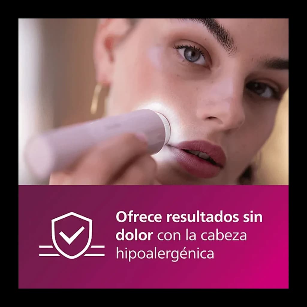 Philips Depiladora facial 5000 Series BRR454/00 rosa, uso: mulher aplicando na bochecha, cabeça hipoalergênica visível
