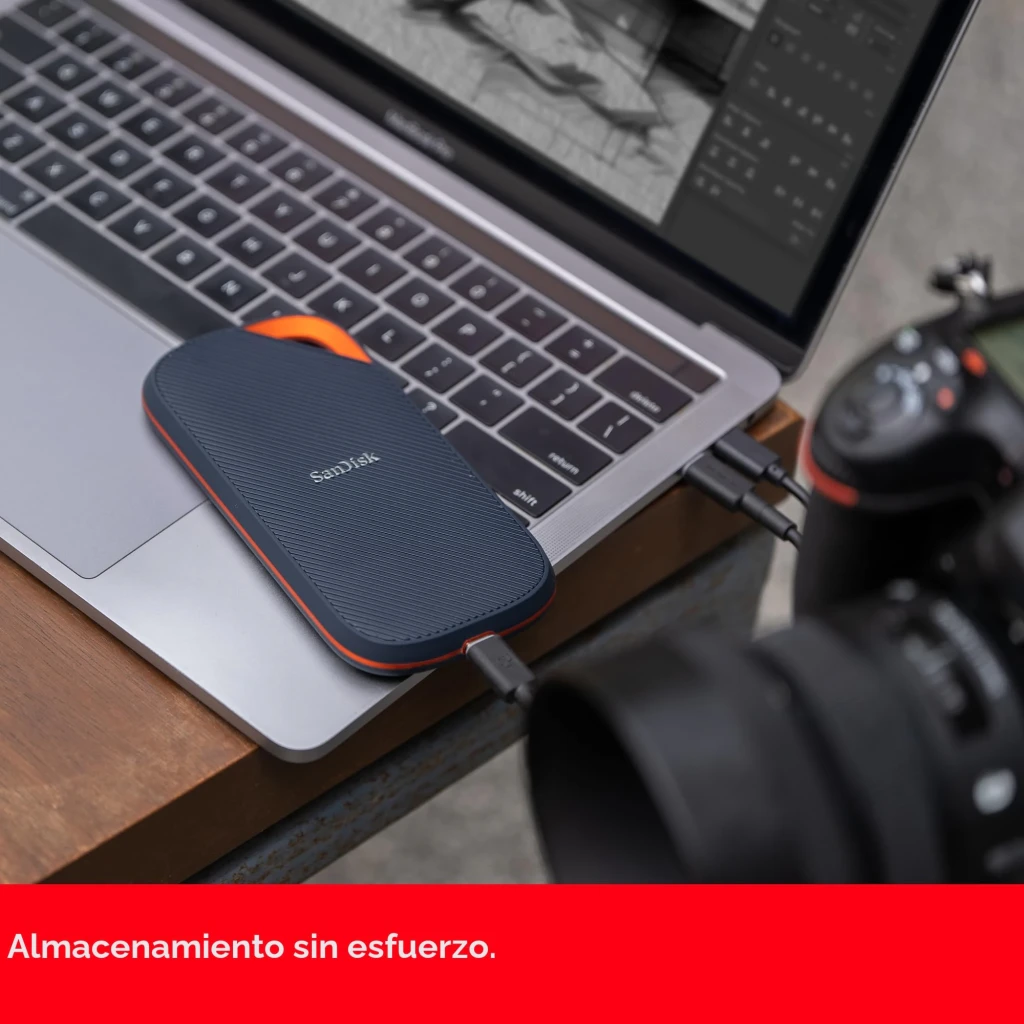 SanDisk SSD Extreme PRO 2TB preto com laranja, vista frontal: textura diagonal canelada e logótipo centrado - Item4