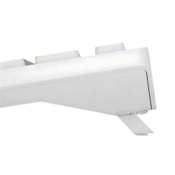 Cherry Stream Desktop Pale Gray gris, détail latéral: bord supérieur du clavier avec éclairage diffus et pieds repliables