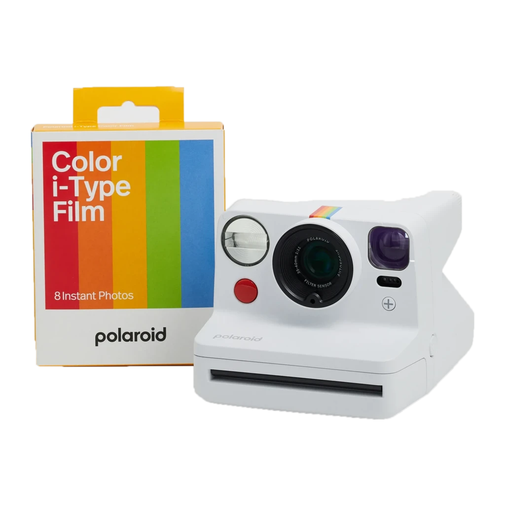 Polaroid Now+ Gen 3 blanca, vista frontal en ángulo: objetivo, flash, botón rojo y franja arcoíris - Ítem3