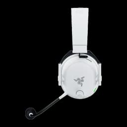 Razer BlackShark V3 Blanco, vista lateral derecha: copa exterior blanca con logo Razer, LED verde y micrófono extendido