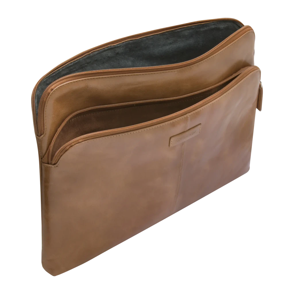 dbramante1928 Skagen Pro+ 35,6 cm Funda Bronceado, vista frontal: cuero bronceado con bolsillo exterior y cremallera plateada - Ítem3
