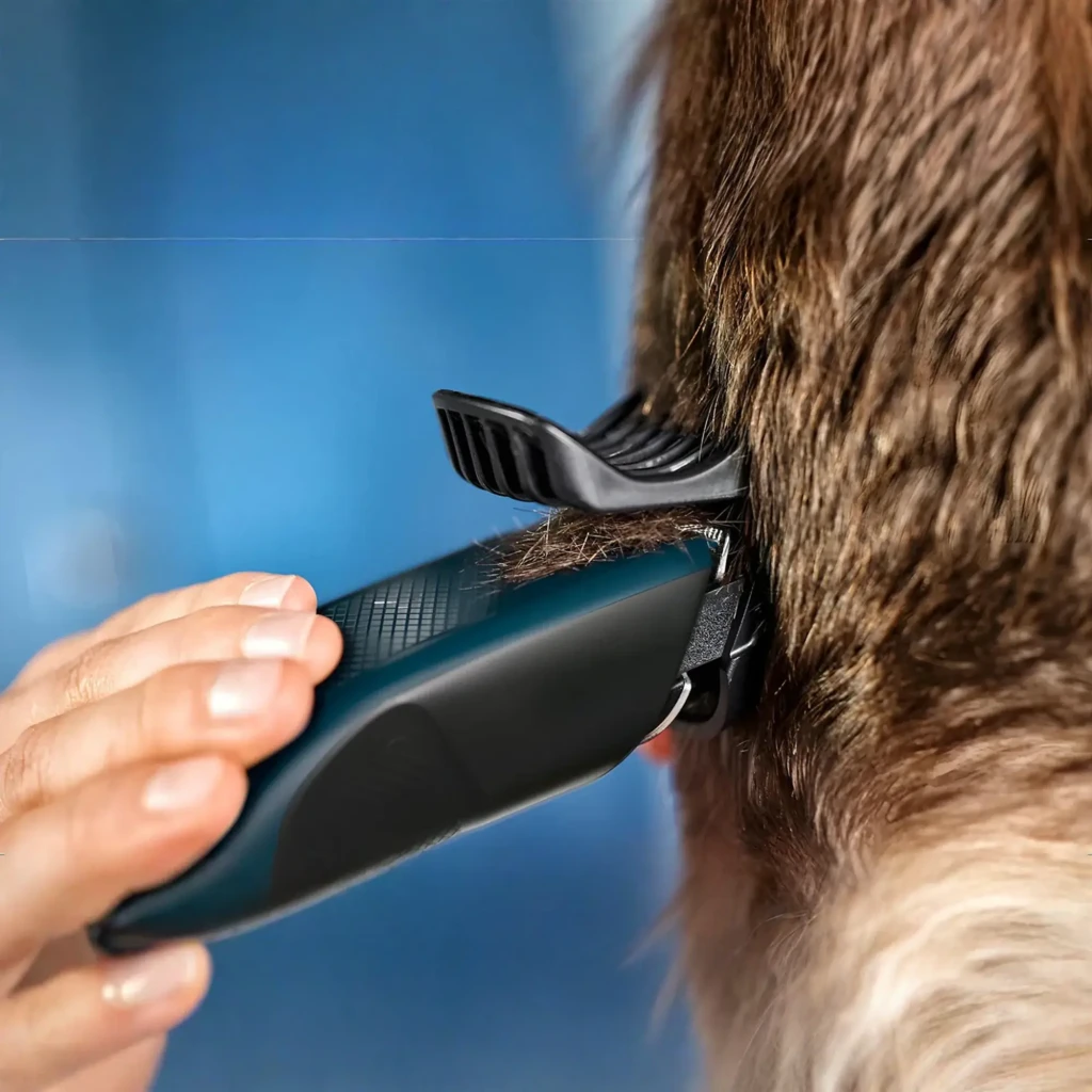 Philips HC3505/15 Series 3000 preto, vista lateral: corta-cabelo com seletor de comprimentos, cabo e pente-guia preto - Item5