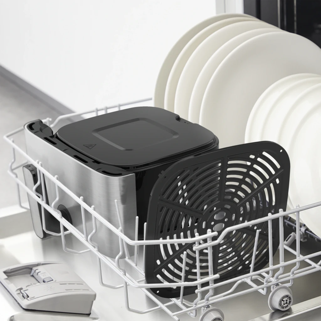 Tefal Easy Fry Mega EY855D10 7,5 L negro, vista en ángulo cajón abierto: pollo asado y patatas en cesta de acero inoxidable - Ítem9