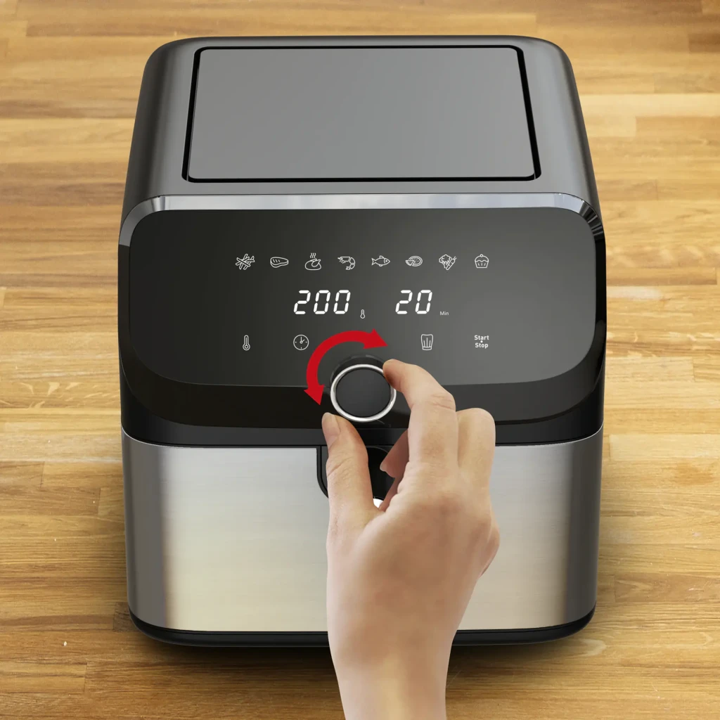 Tefal Easy Fry Mega EY855D10 7,5 L negro, vista en ángulo cajón abierto: pollo asado y patatas en cesta de acero inoxidable - Ítem5