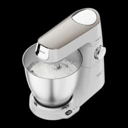 Kenwood KVL65.001WH Titanium Chef Baker XL Blanc, vue plongeante: panneau supérieur champagne, fouet dans le bol et