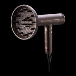 Bellissima Ceramisonic 1700W rosa, vista lateral: secador con difusor acoplado, botones laterales y cable negro