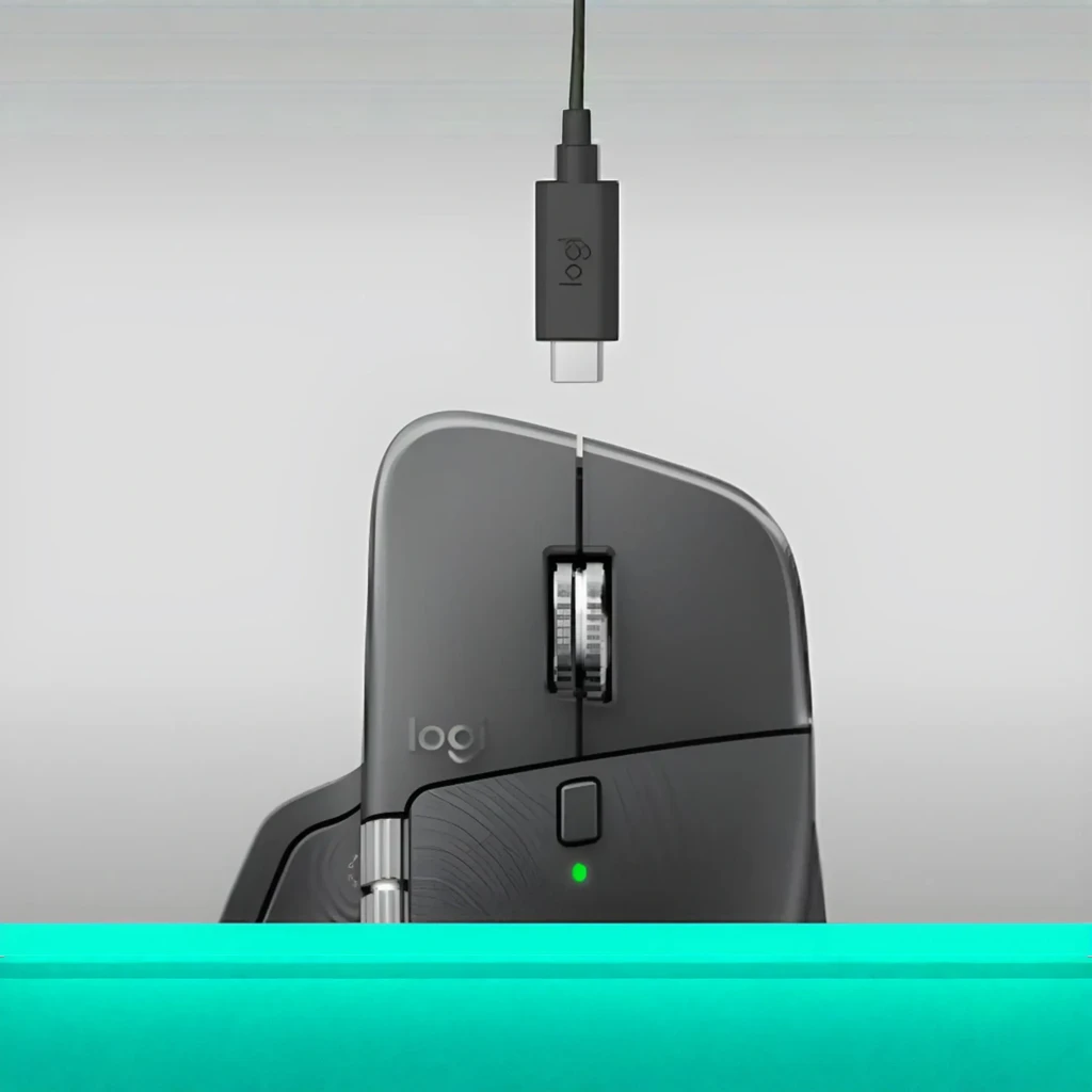 Logitech Souris MX Master 4 for Business Graphite, vue arrière en angle: zone pouce avec molette latérale striée et boutons - Ítem5