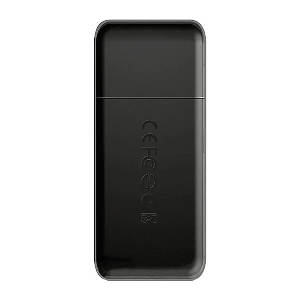 Transcend Leitor de Cartões USB 3.0 preto, vista frontal: corpo compacto com logótipo Transcend e ranhura superior - Item3