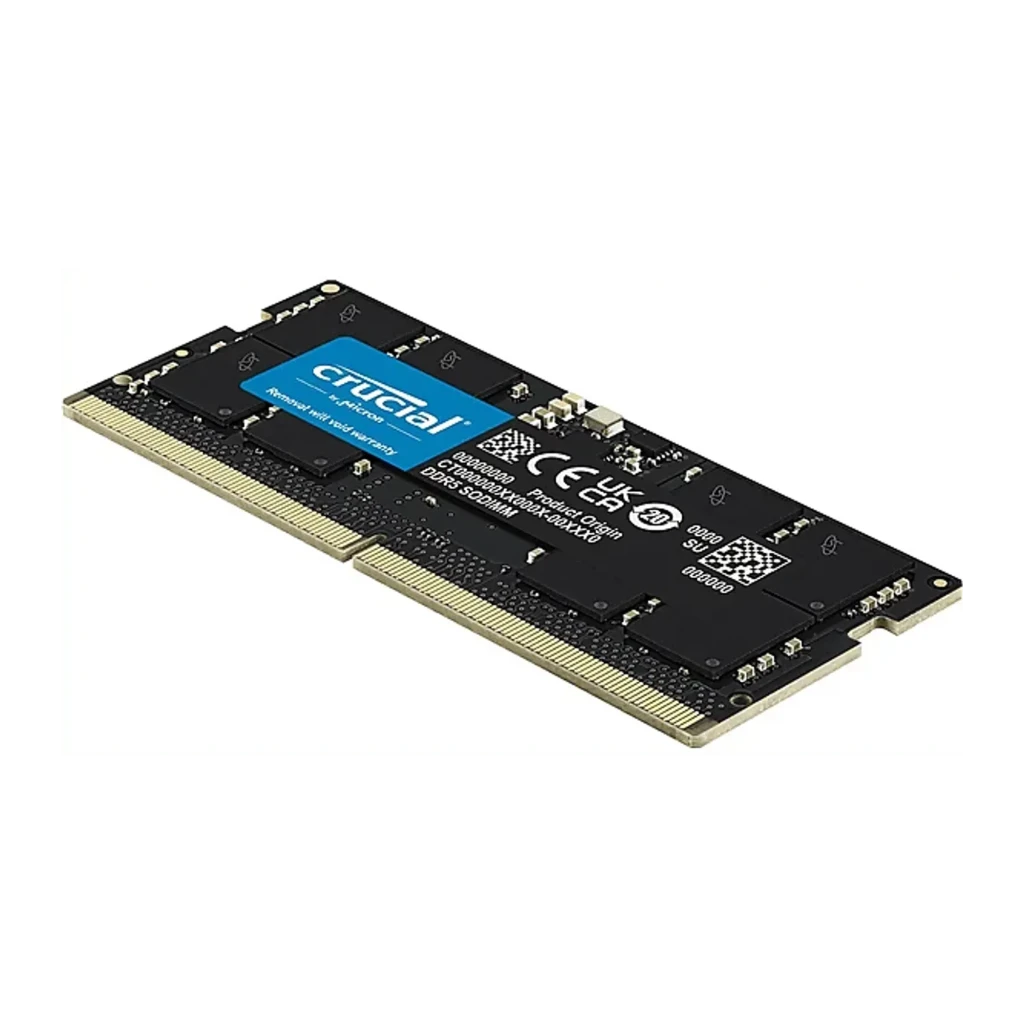 Crucial CT16G56C46S5 16GB DDR5 5600MHz SO-DIMM preto, vista frontal: PCB preto com etiqueta azul Crucial e contatos dourados - Item5