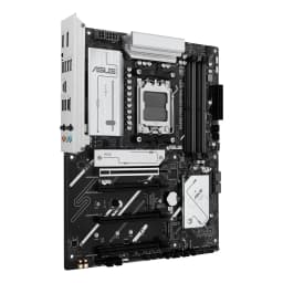 ASUS ROG Maximus B650E GAMING WIFI ATX AM5 Noir, vue en angle: PCB noir avec dissipateurs blancs, socket AM5 et slots PCIe