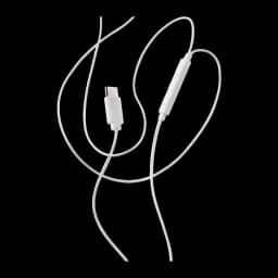 NGS Cross Step USB Type C Blanc, détail câble: connecteur USB-C et télécommande avec boutons en gros plan, sans écouteurs